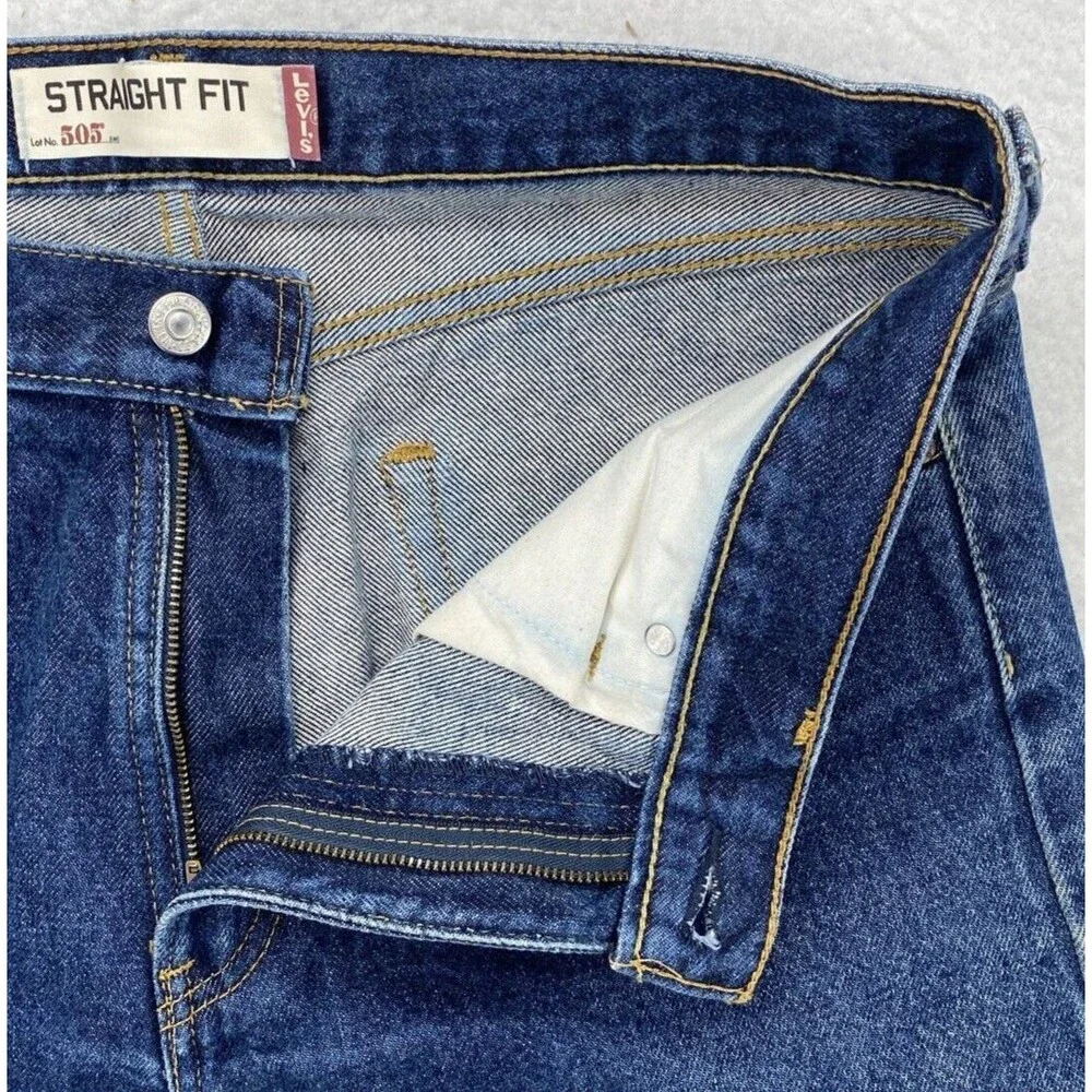 Levi's 505 Straight Fit Jeans Mens 33x32 Medium Wash Blue 100% Cotton Denim
